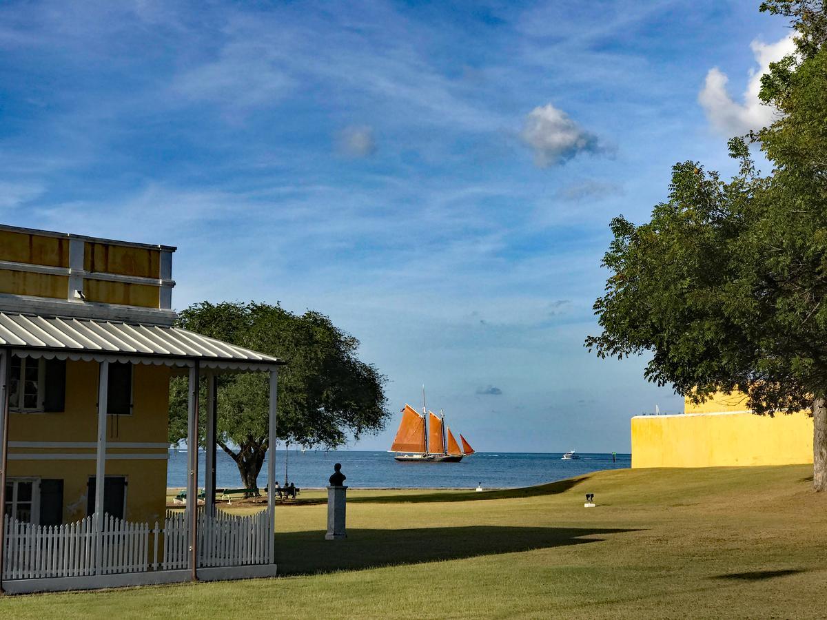 Sand Castle On The Beach - Adults Only Frederiksted Екстер'єр фото